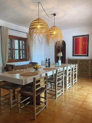 Dining - Authentic & spacious Villa with amazing pool (Santa Gertrudis de Fruitera)