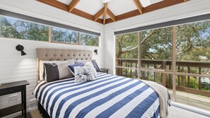 3 bedrooms, iron/ironing board, Internet, bed sheets - Soulhaven - Dreamy Retreat (Anglesea)