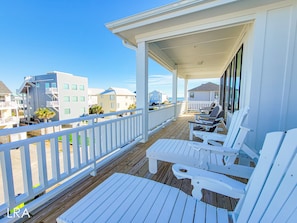 Terrace/patio - Gone Coastal: A Paws-itively Perfect Beach Escape! (Surf City)