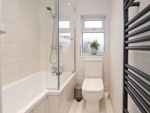Shower - 37 Nutter Road (Thornton-Cleveleys)