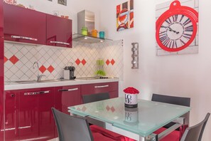 Standard-Apartment, Mehrere Schlafzimmer (Bilocale Via Rossini Few Min From The) | Eigene Küche