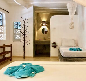 Comfort Triple Room | In-room safe, free WiFi, bed sheets - Zanzistar Lodge (Jambiani)