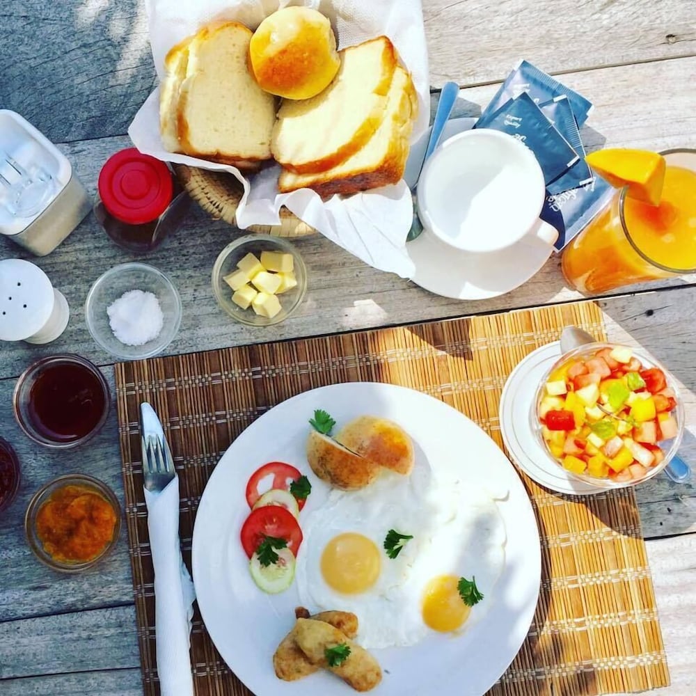 ZANZISTAR LODGE & RESTAURANT by null