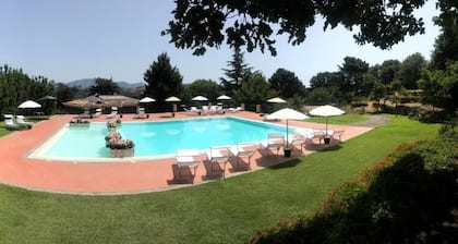 Santoro Country House
