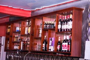 Bar (in der Unterkunft)