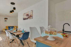 Dining - Unique Villa Silente with pool and sauna (Sukošan)