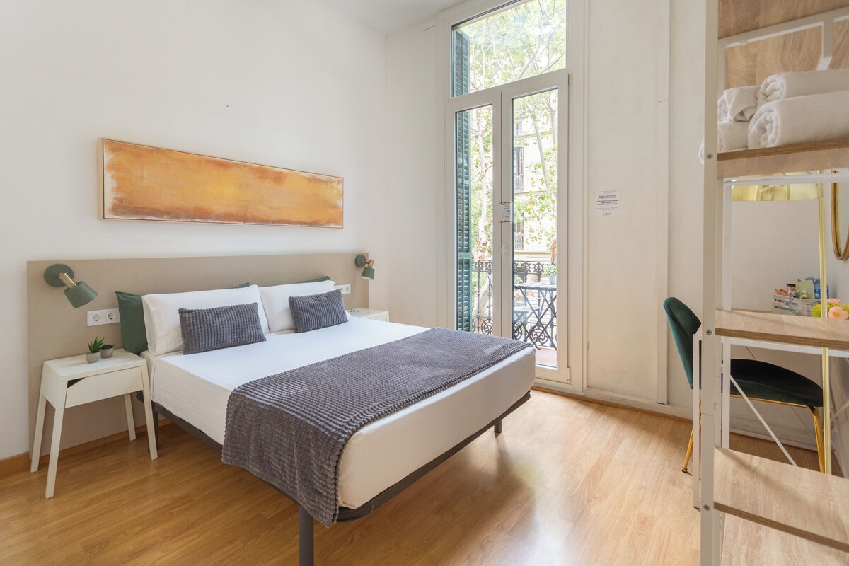 Iron/ironing board (on request), free WiFi, bed sheets