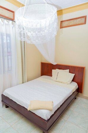 Double Room | Free WiFi - Mujo Suites Hotel (Sembabule)