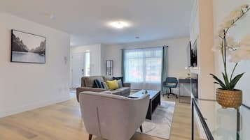 Premium Duplex, 3 Bedrooms | Living area | 43-inch flat-screen TV with cable channels, TV, Netflix