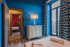 2 chambres, fer et planche à repasser, accès au Wi-Fi (inclus)
