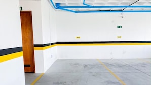 Parking - Apartamento para Estadia Especial com Vista Incrivel e Pôr do Sol-  302 (Cabo Frio)