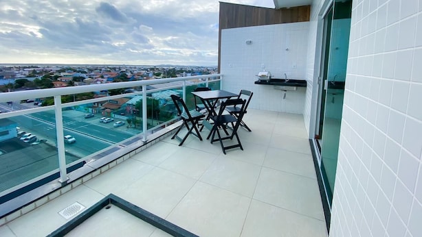 Family Apartment | Lanai - Apartamento Duplex com Localização Privilegiada e Pôr dol Sol - 405 (Cabo Frio)