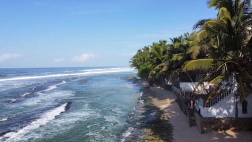 Beautiful sea facing Villa on Talpe beach, Galle