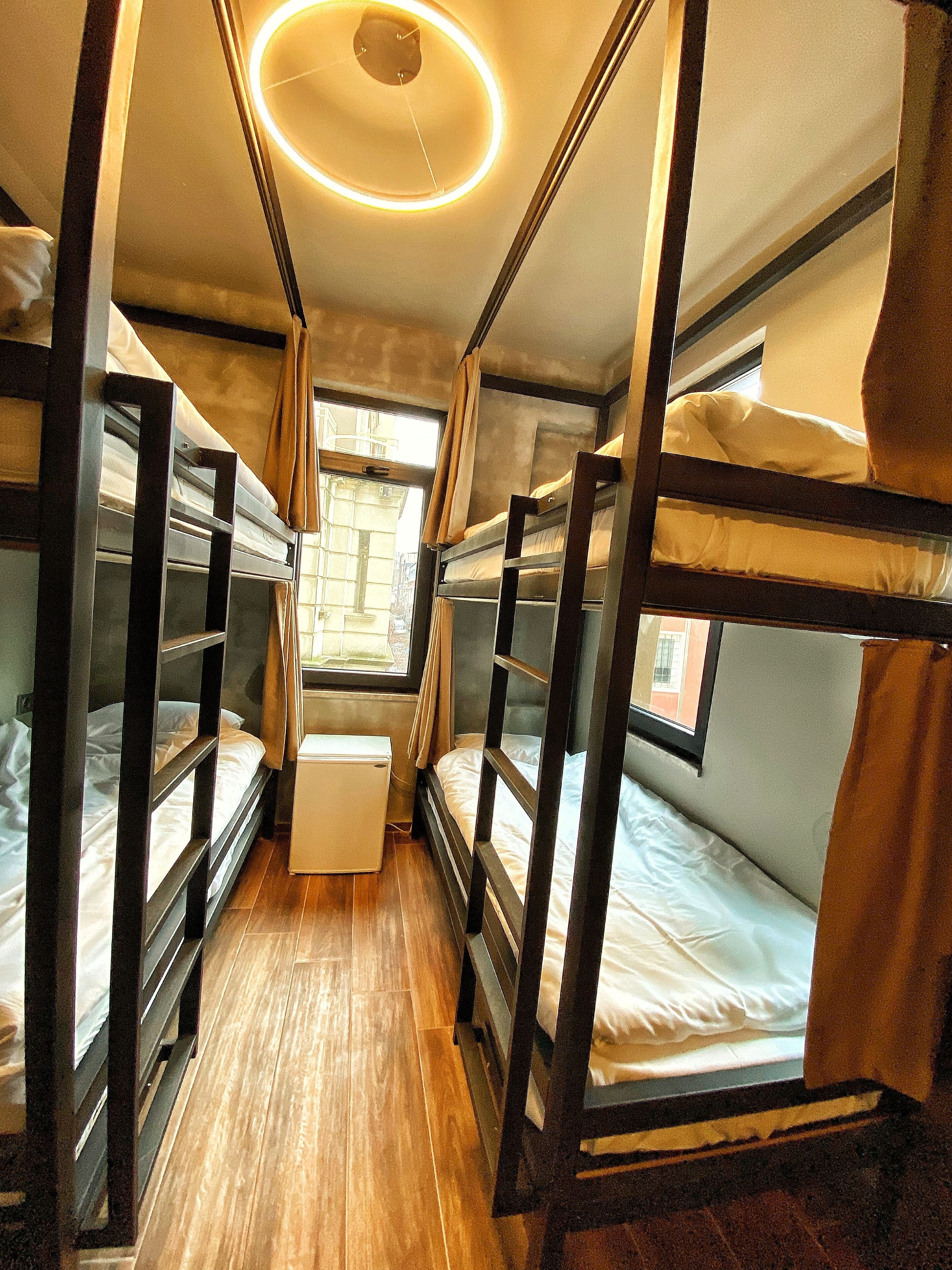 Basic Shared Dormitory | Premium bedding, in-room safe, bed sheets