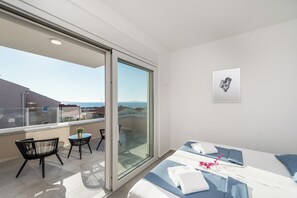 4 間睡房、房內夾萬、熨斗/熨衫板、免費 Wi-Fi