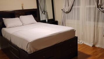 2 quartos, ferros/tábuas de passar roupa, Wi-Fi de cortesia