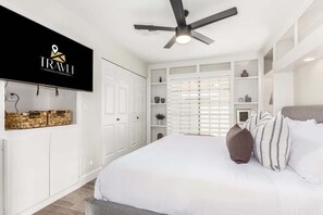 4 Schlafzimmer, Schreibtisch, Bügeleisen/Bügelbrett, Reisekinderbett