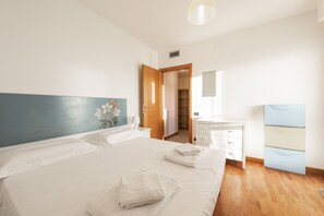 Appartamento City | 2 camere, postazione laptop, Wi-Fi gratuito, lenzuola