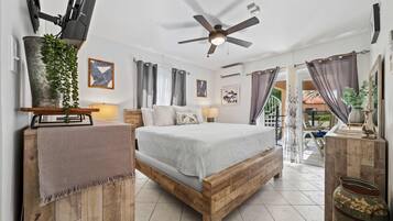 House (2 Bedrooms) | Property amenity