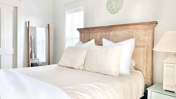 2 bedrooms, travel crib, WiFi, bed sheets