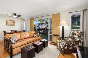 Condo, 1 cama King size (Malia Kai#18) | Área de sala de estar