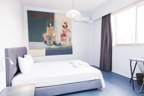 Deluxe Apartment | 3 bedrooms, iron/ironing board, free WiFi - Luxury maisonette in Ilioupoli (Ilioupoli)