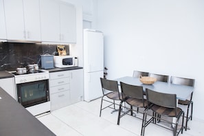 Private kitchen - Luxury maisonette in Ilioupoli (Ilioupoli)