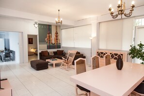 Living area - Luxury maisonette in Ilioupoli (Ilioupoli)