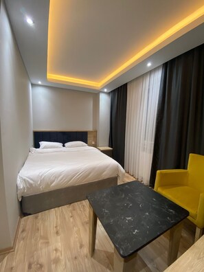 Economy Double Room | Premium bedding, minibar, individually furnished, desk - ASEM PALACE (Istanbul)