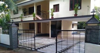 Kadaplackal residency