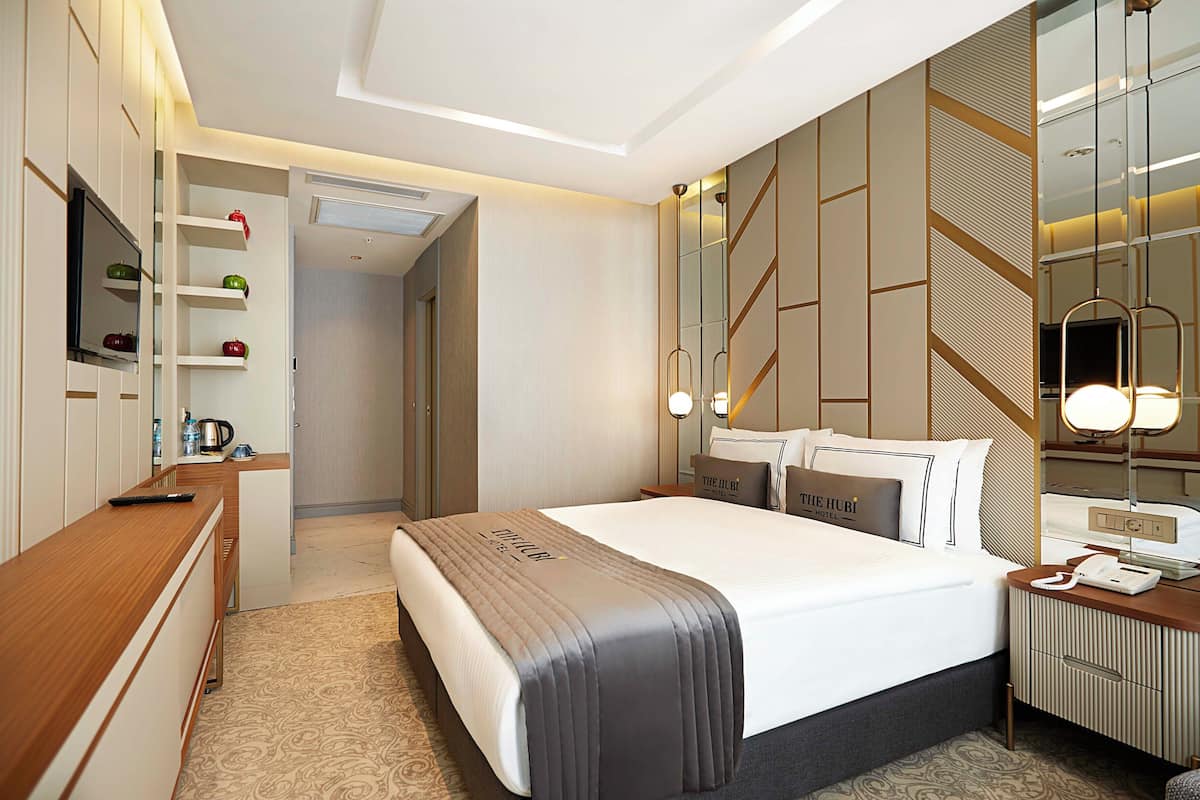 高級寢具、Select Comfort 床墊、迷你吧、房內夾萬