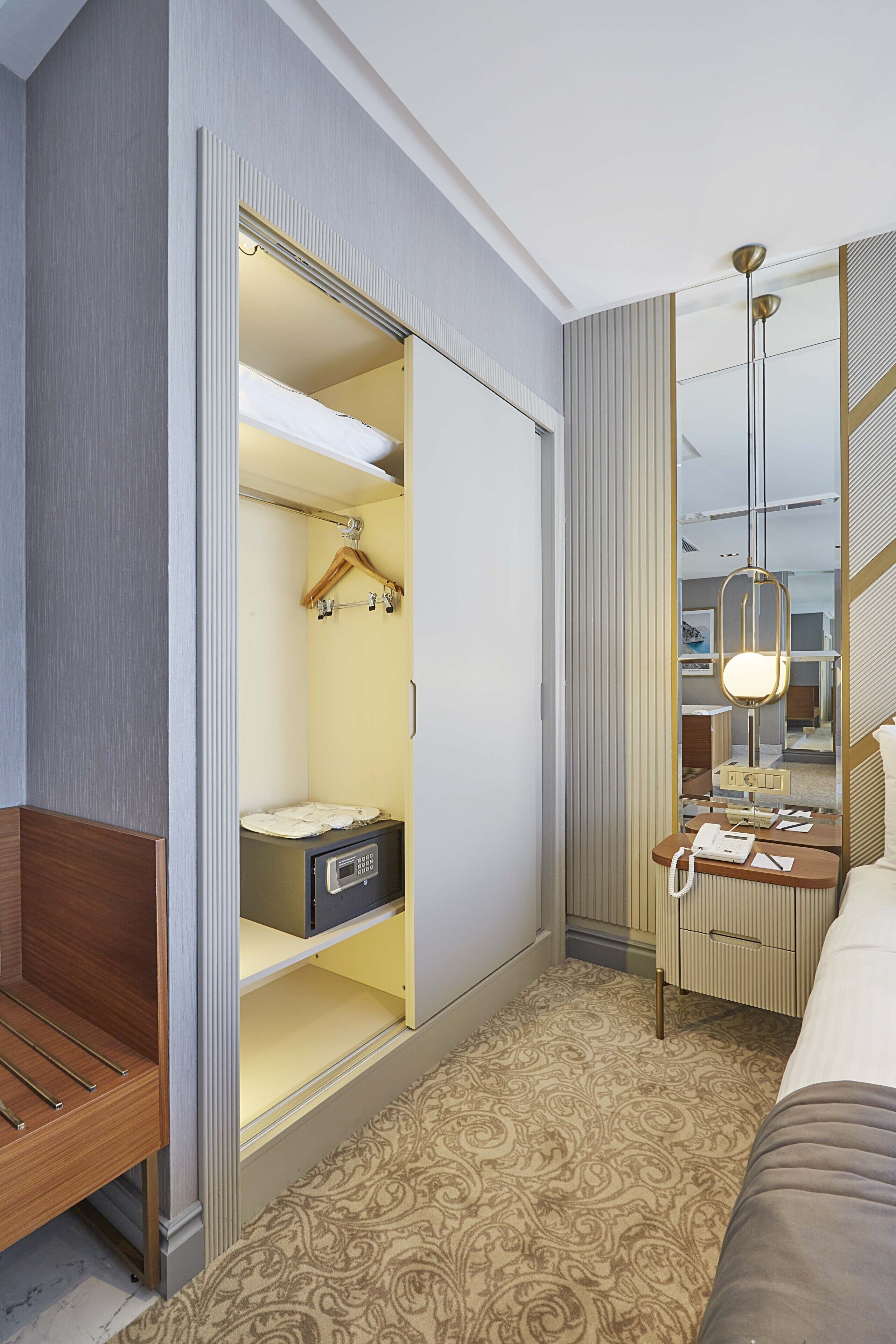 Kamar