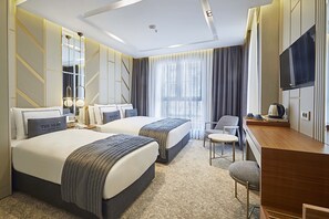 Deluxe Triple Room - The Hubi Hotel (Istanbul)