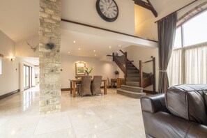 Interior - Tockwith Lodge Barn, Tockwith (York)