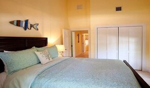 3 bedrooms, iron/ironing board, WiFi