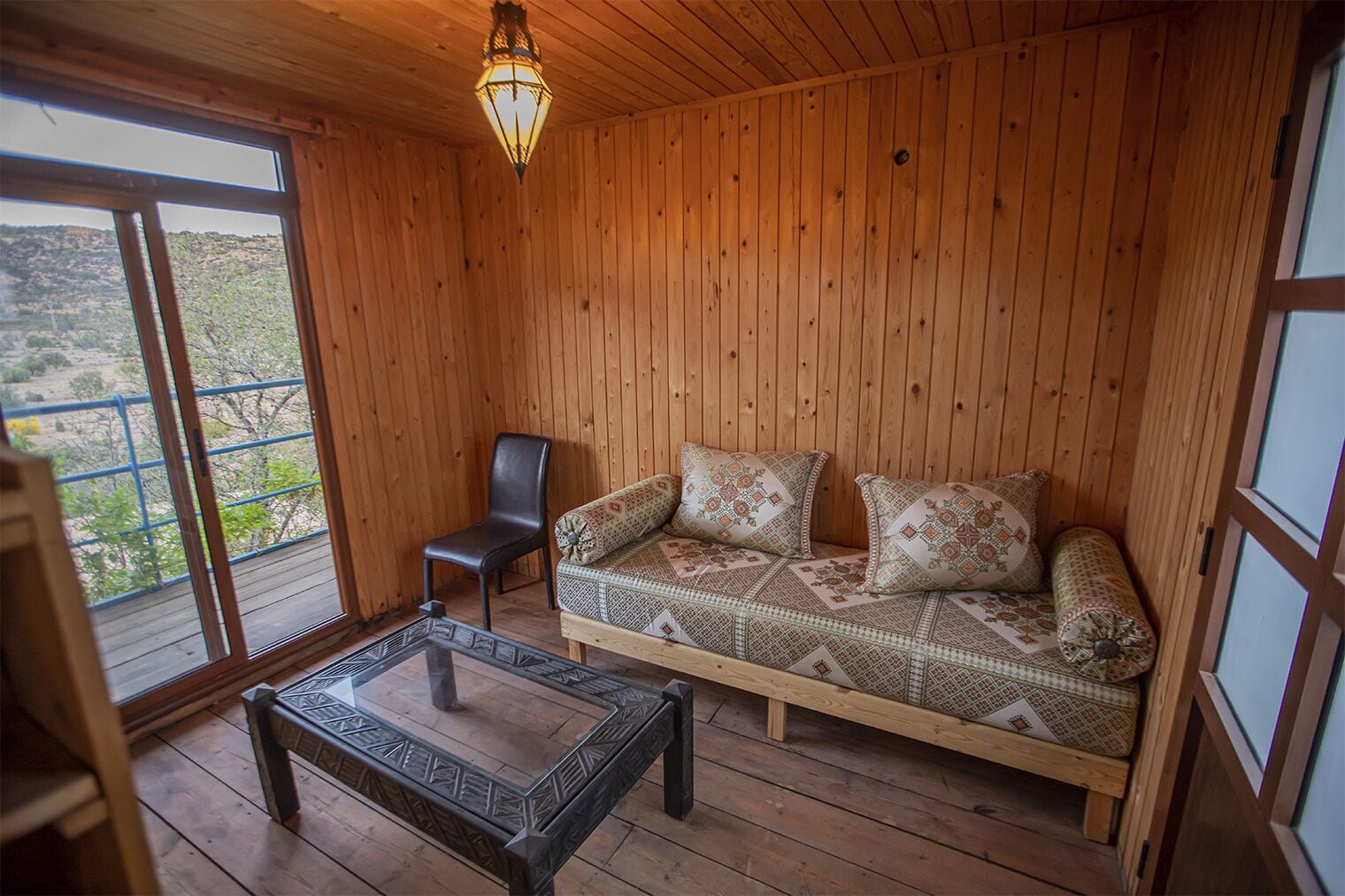 リビング エリア