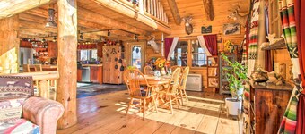 Chic Brandon Cabin w/ Pool, Hot Tub + Sauna!
