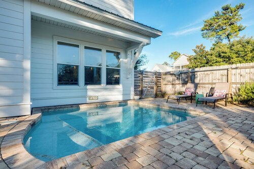 Private pool | Firepit | Outdoor seating 4 Seater GOLF CART INCLUDED