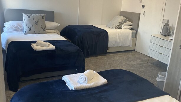 笔记本电脑工作区、熨斗/熨板、免费 WiFi