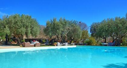 Villa Maddalena - Villa with 6 bedrooms and private pool in Sicily