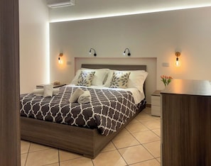 2 habitaciones, escritorio, cuna de viaje y wifi gratis