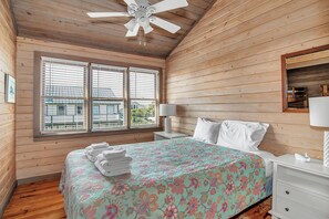 6 bedrooms, WiFi, bed sheets - Anchorage Beautiful Oceanfront Home on Pawleys Island (Pawleys Island)