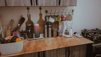 Traditional Double Room | Private kitchen | Fridge, microwave, oven, stovetop