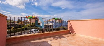Villa Ricky, vicino la spiaggia in pieno relax