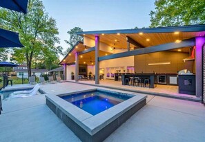 Beheizter Pool