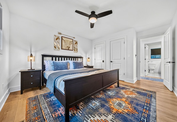 5 bedrooms, free WiFi, bed sheets