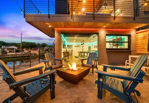 Terrace/patio - Lakefront Retreat w/Hot Tub, Fire Pit, Games! (Hot Springs)