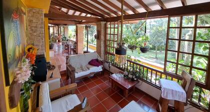 Portal La Mariana rural accommodation by rooms.