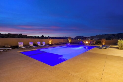 Desert Mirage at The Ledges with Private Pool & Hot Tub!