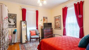 3 soverom, strykejern/-brett, wi-fi (inkludert) og sengetøy